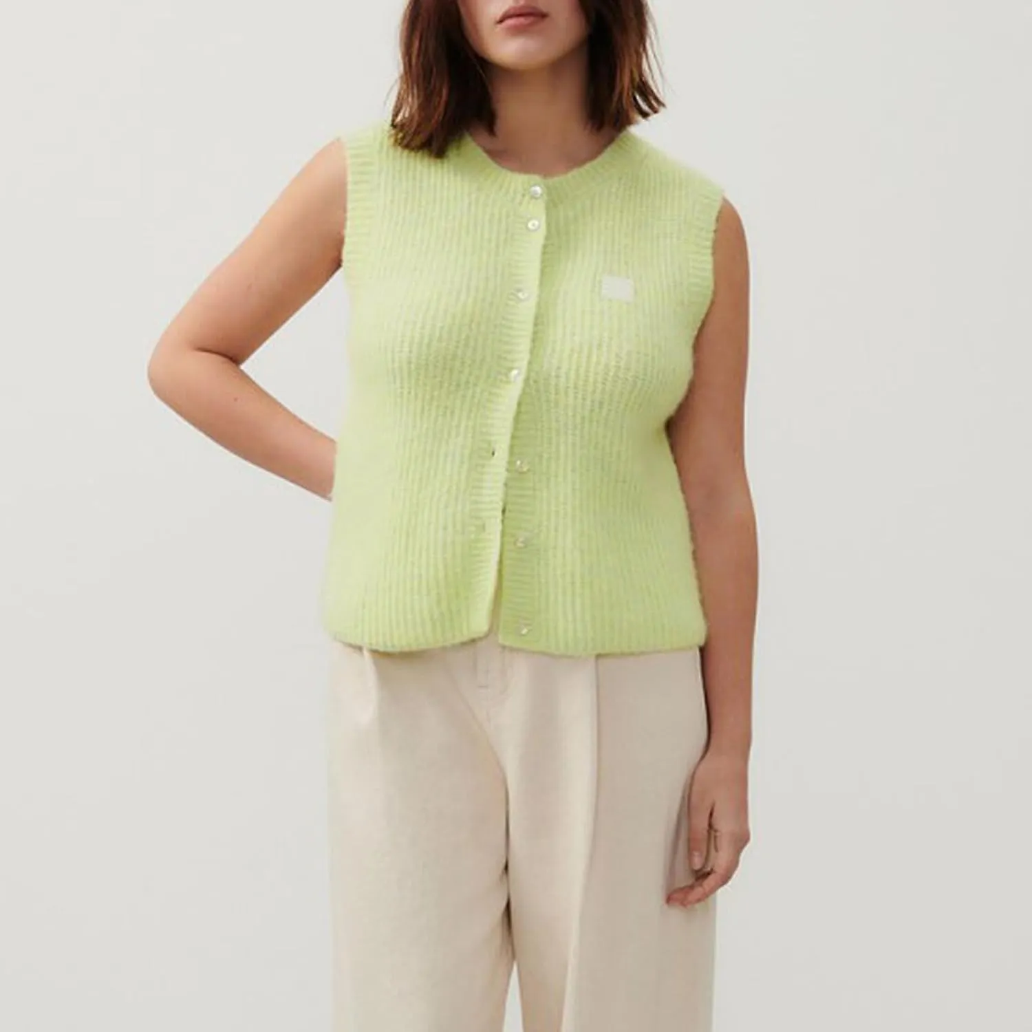 Y2k Girls Summer Knitted Vest Women Knitted Sweater Vest Sleeveless Button Down Ribbed Knit Cardigan Tank Top