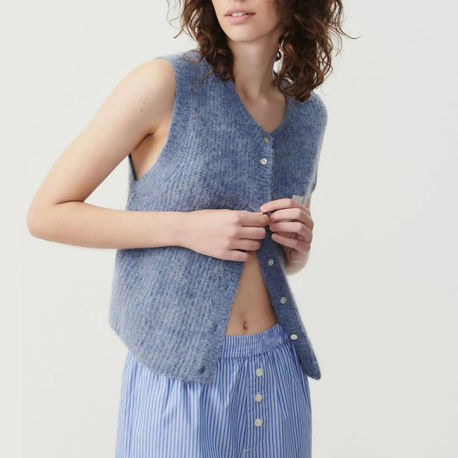 Y2k Girls Summer Knitted Vest Women Knitted Sweater Vest Sleeveless Button Down Ribbed Knit Cardigan Tank Top